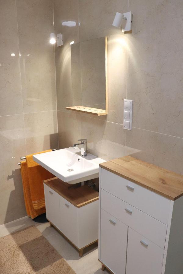 Piroska Bartok Teri Apartman 01 Eger Exterior photo